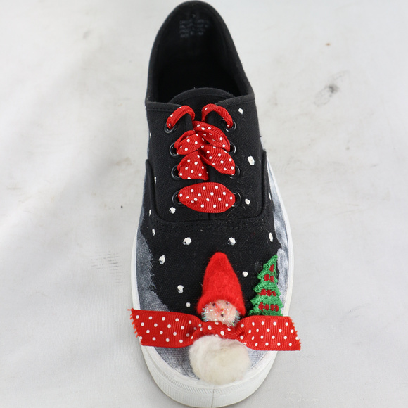 LAGUNA SHOES Custom Holiday Christmas Sneakers